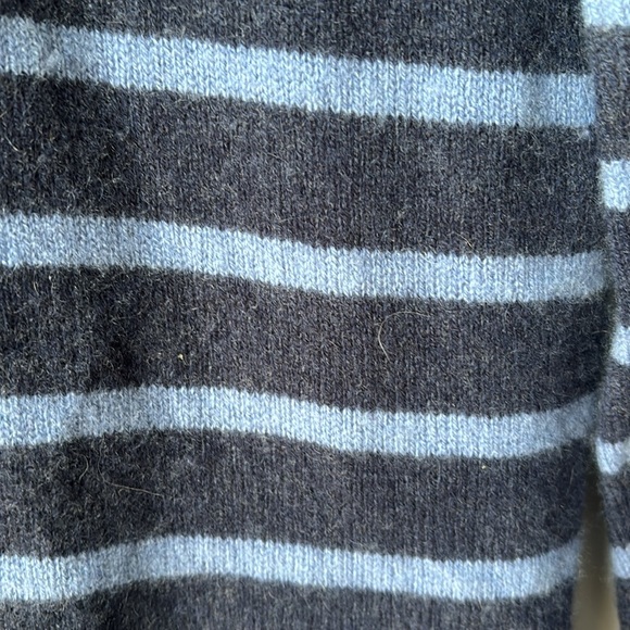 Max Mara weekend 100% cashmere sweater size M - Picture 2 of 7